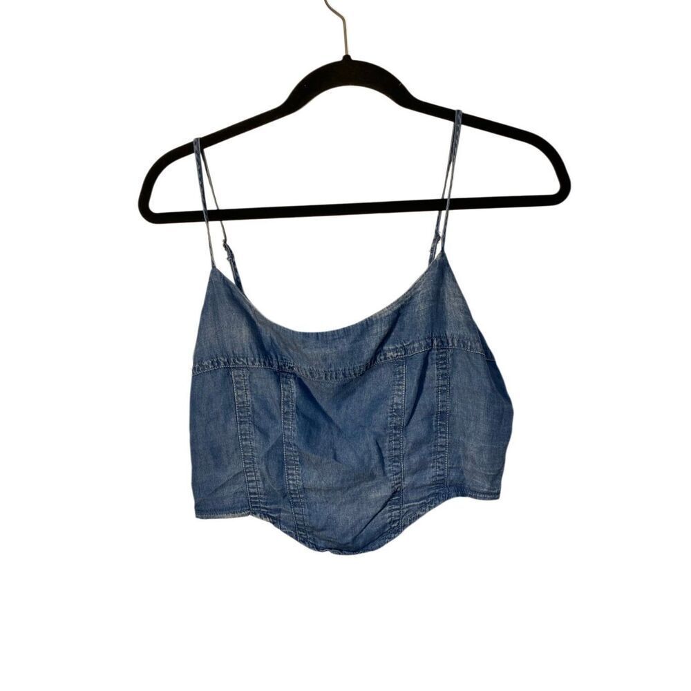 The workshop women’s blue denim Sleeveless crop top large